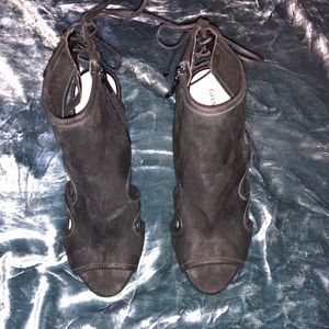 Gianni Bini Sandals size 9